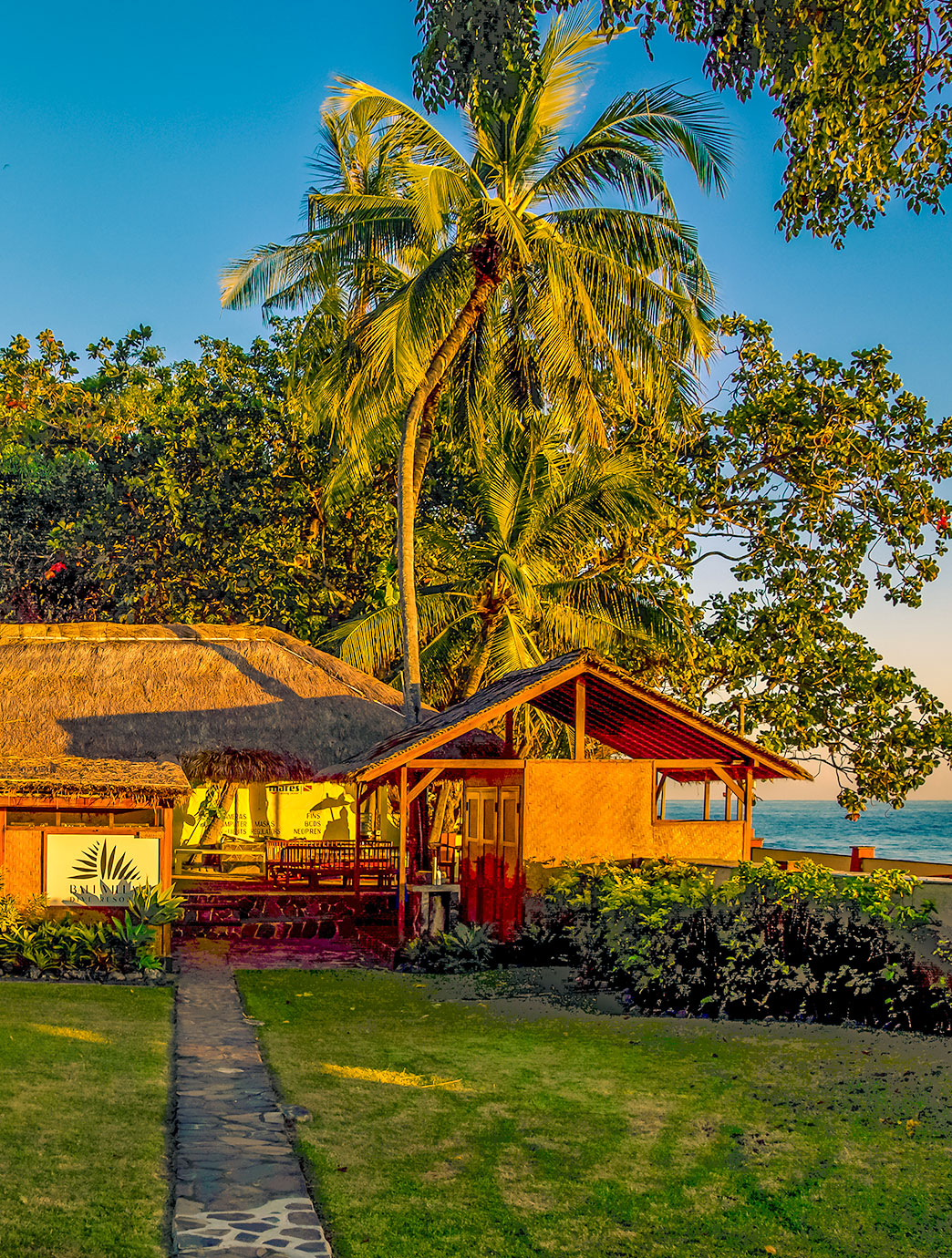 Tauchschule unter deutscher Leitung direkt am Meer.