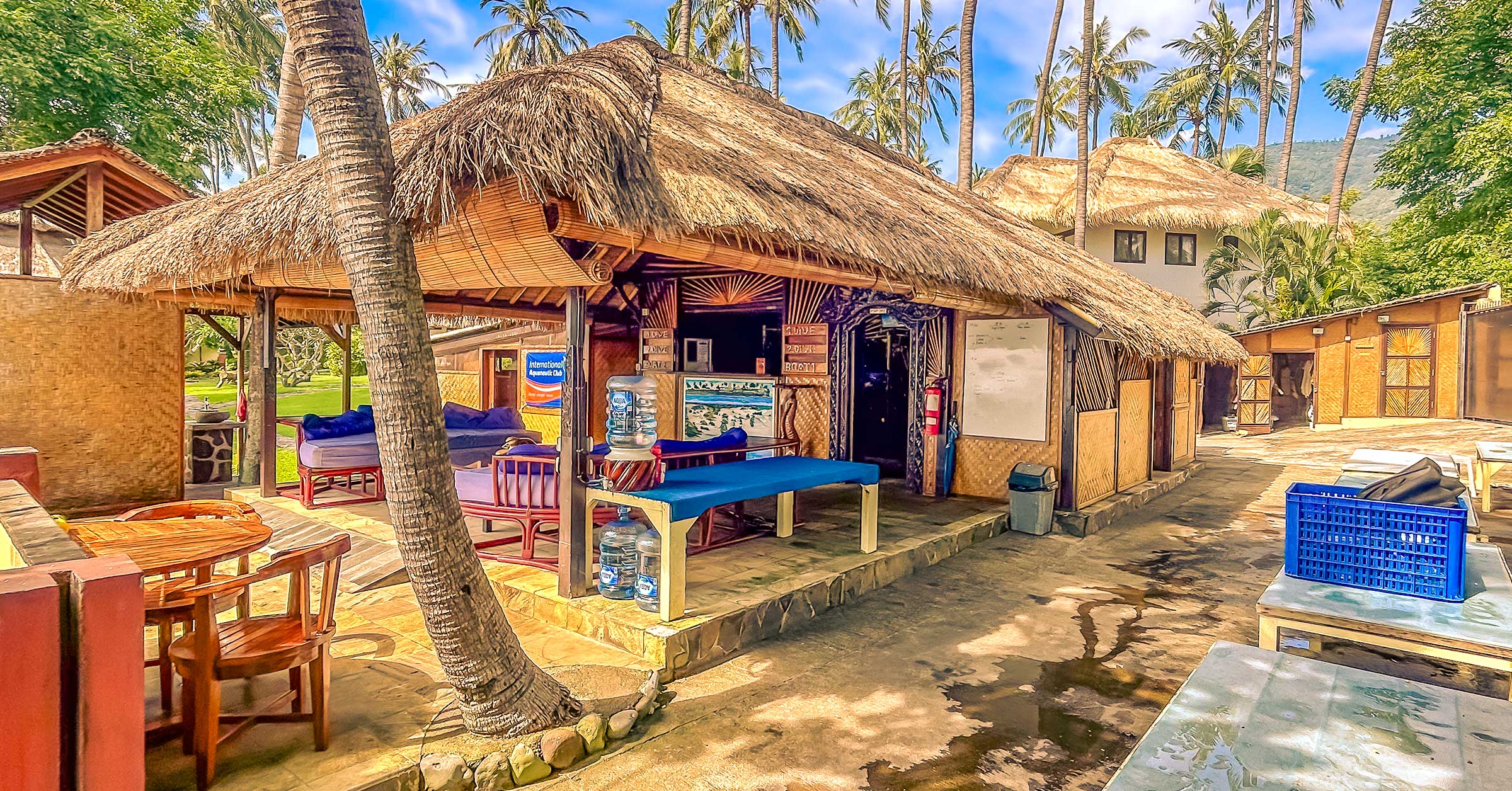 Blick auf die SSI & PADI Tauchbasis des Bali Villa Dive Resort.